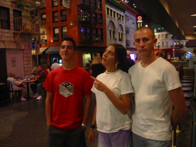 117-1750_IMG